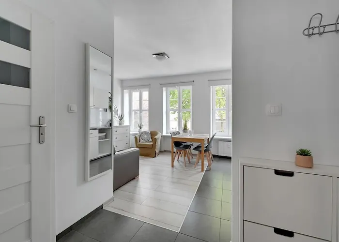 Staywin Old Town Апартаменты *